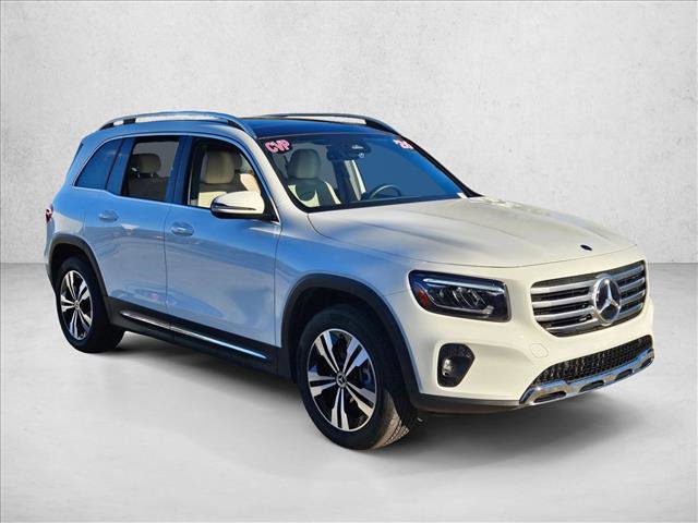 Used 2026 Mercedes-Benz GLB 250 image 3