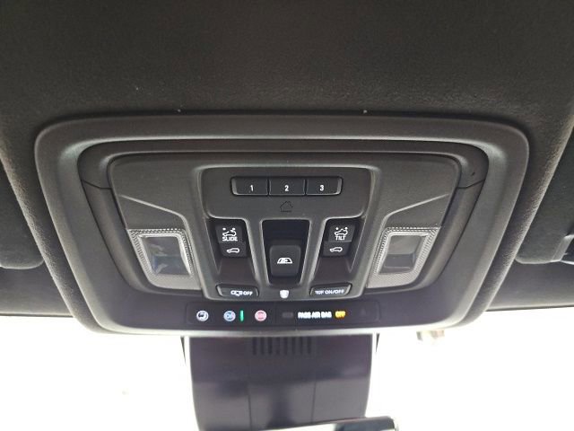 Used 2024 GMC Sierra 1500 Denali Ultimate image 28