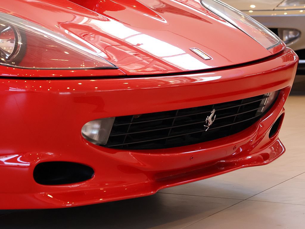 Used 1998 Ferrari 550 Maranello image 12