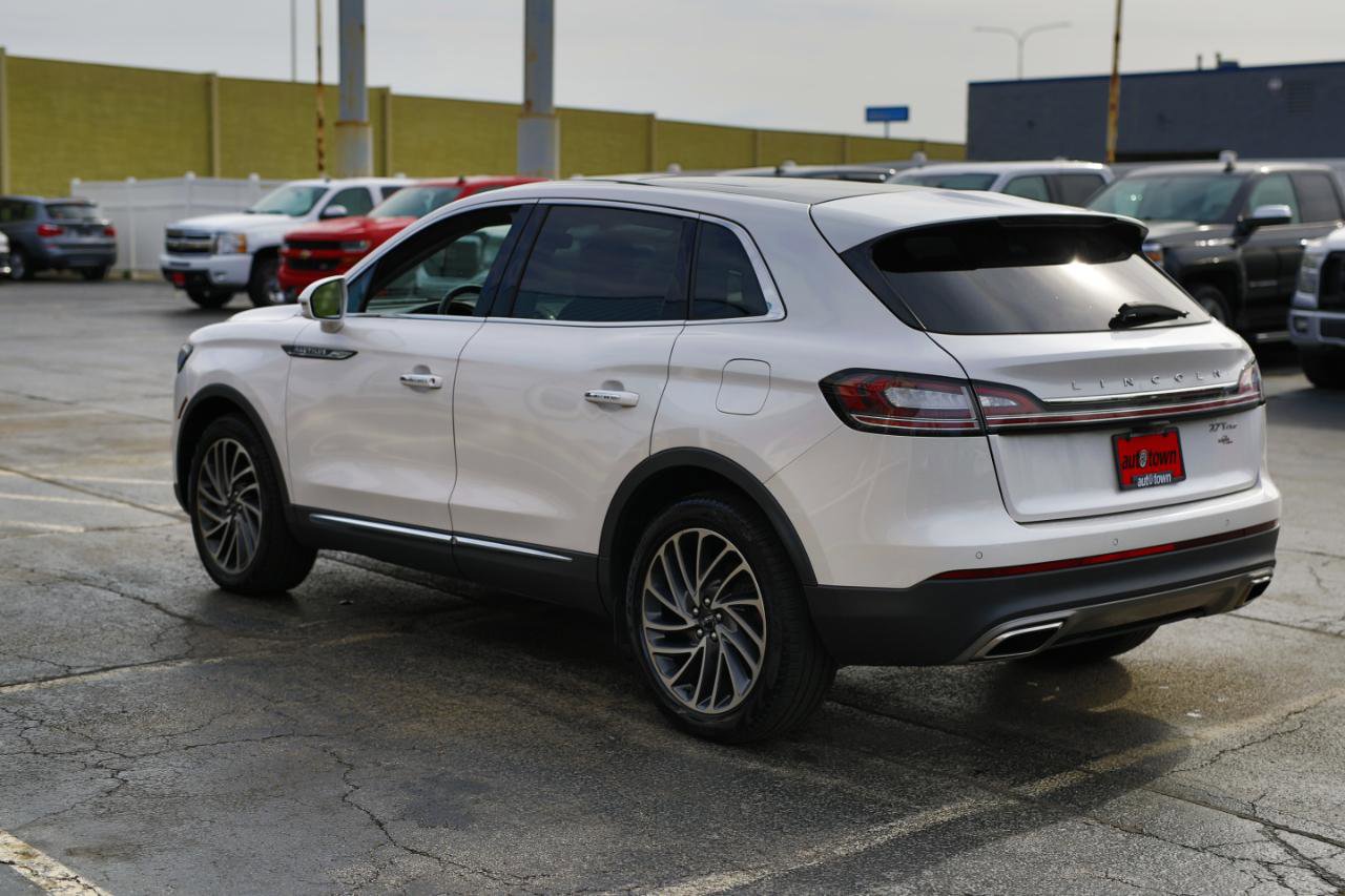 Used 2019 Lincoln Nautilus Reserve image 15