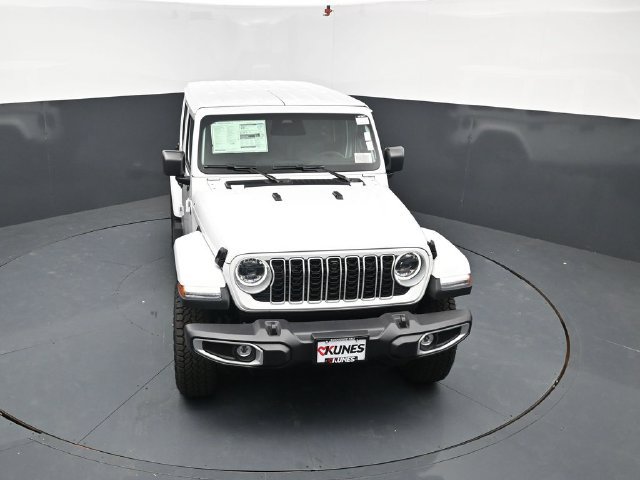 New 2026 Jeep Wrangler Unlimited Sahara AWD/4WD image 30