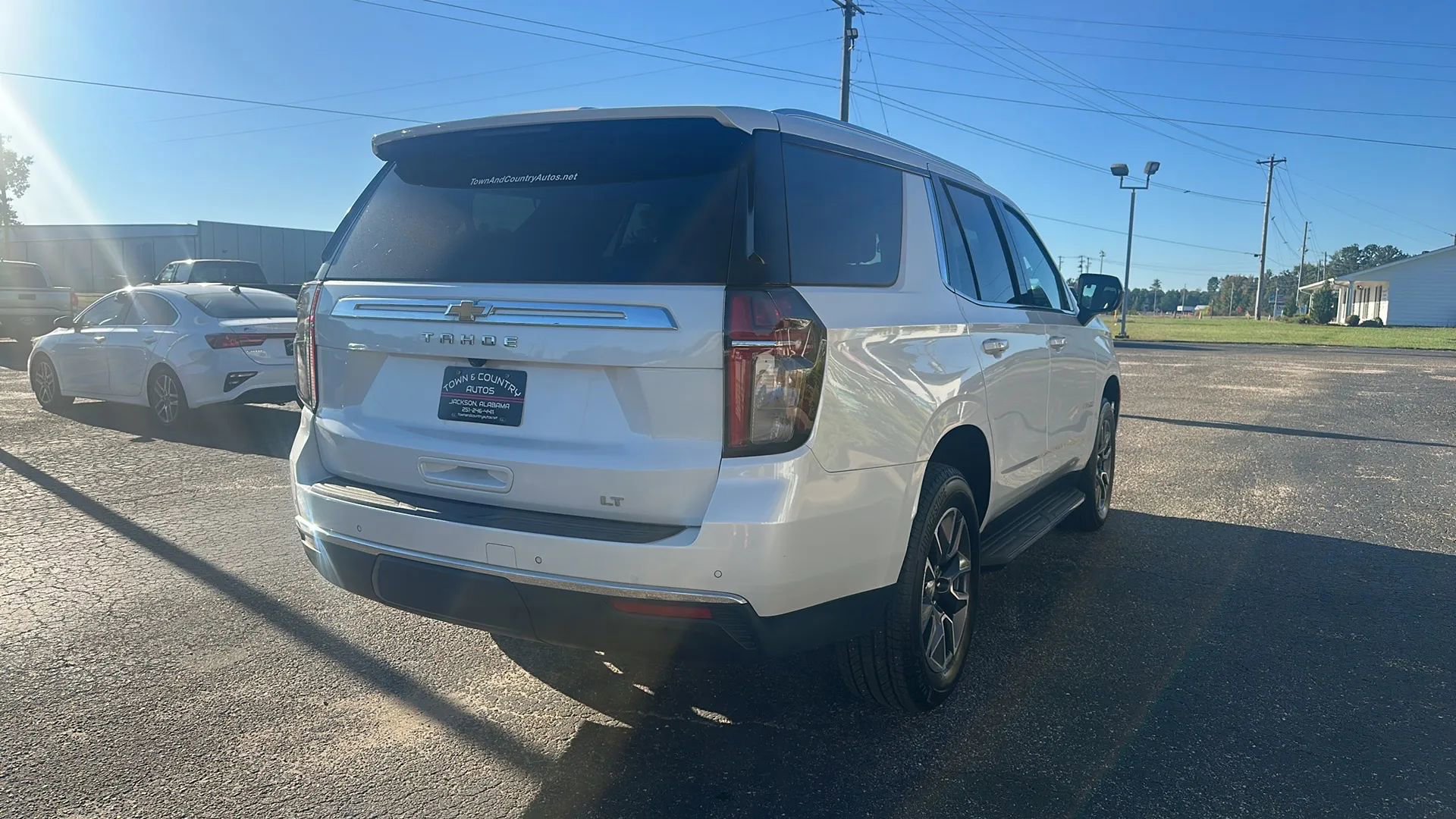Used 2021 Chevrolet Tahoe LT w/ Rear Media and Nav Package image 5