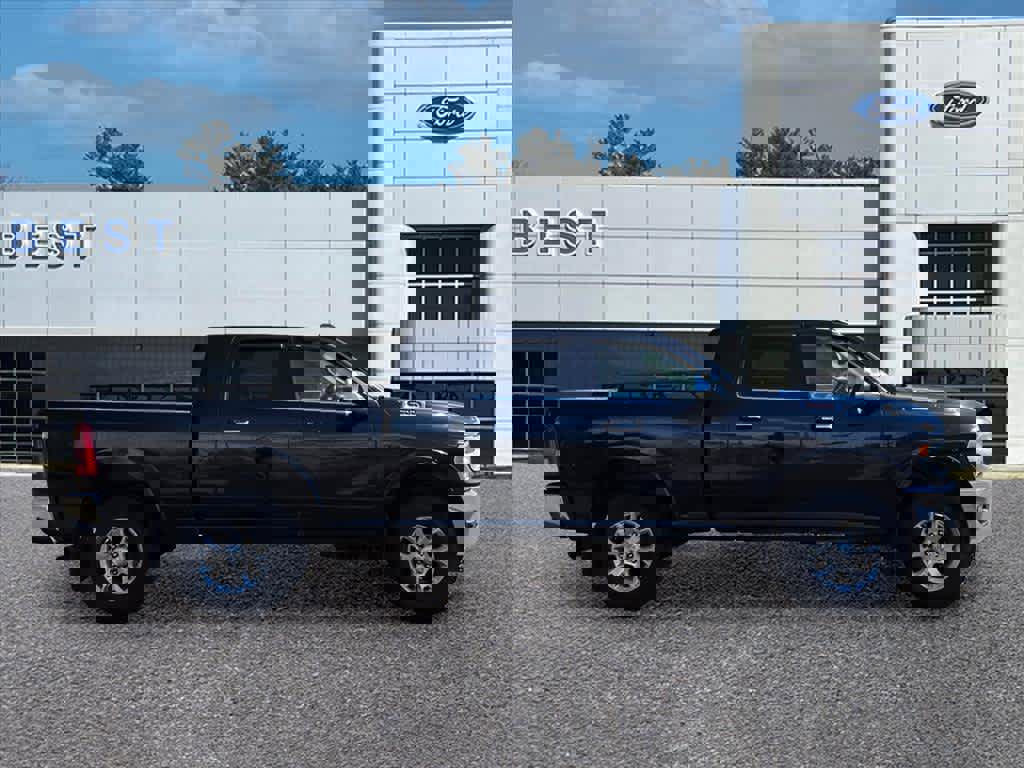 Used 2019 RAM 3500 Laramie image 9