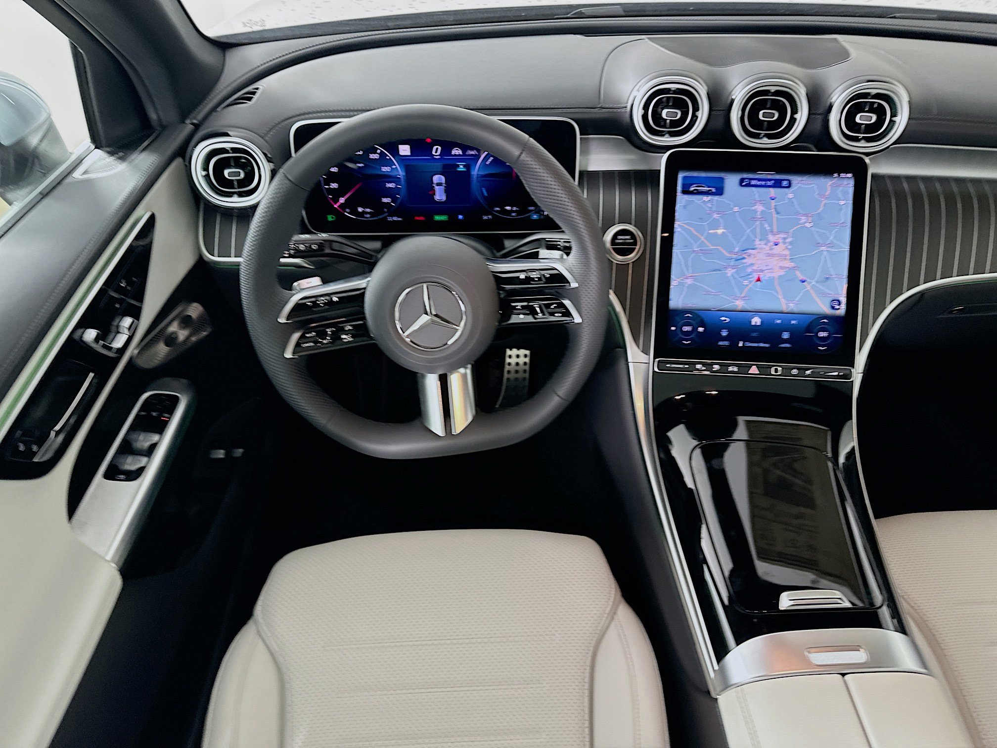 Certified 2025 Mercedes-Benz GLC 350e 4MATIC image 29