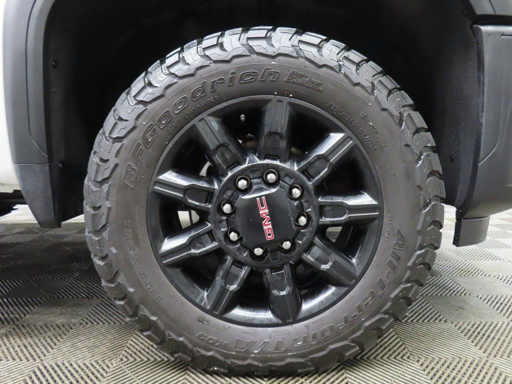 Used 2025 GMC Sierra 3500 AT4 w/ AT4 Premium Plus Package image 8