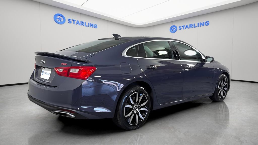 Used 2025 Chevrolet Malibu RS FWD image 9