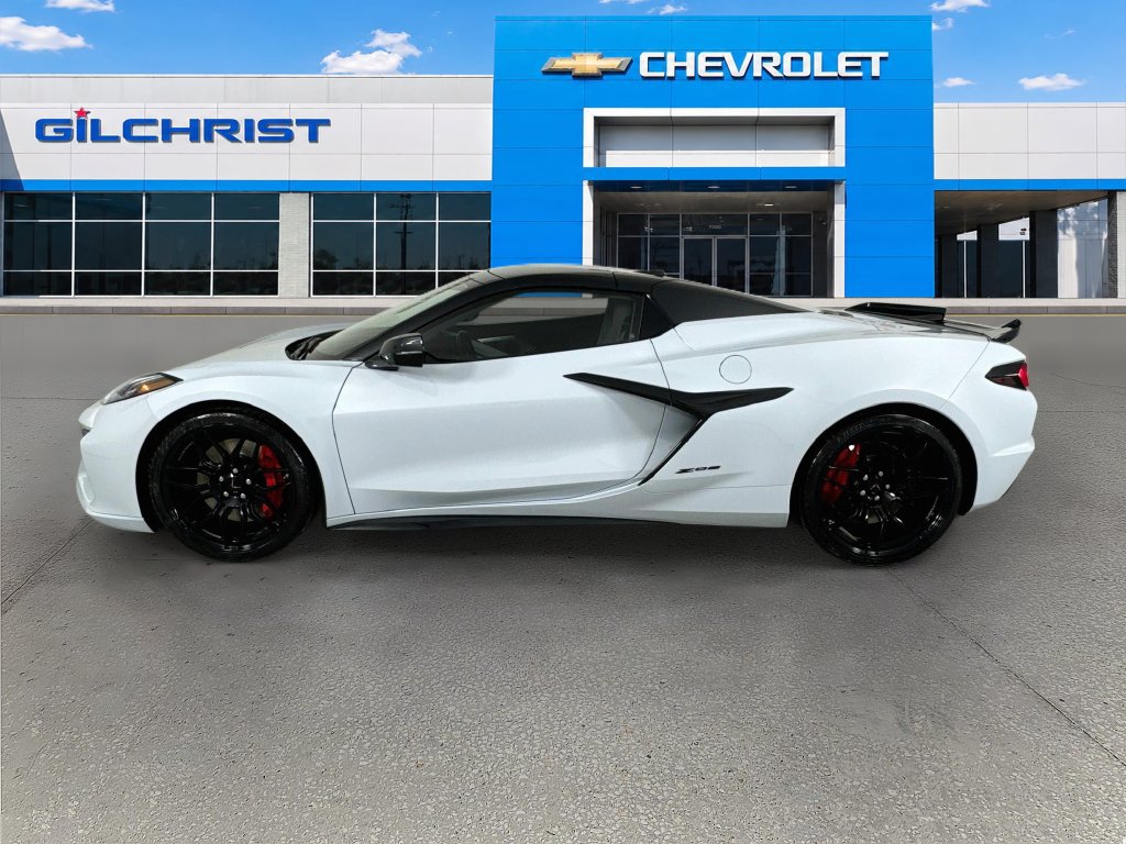 Used 2023 Chevrolet Corvette Z06 RWD image 5