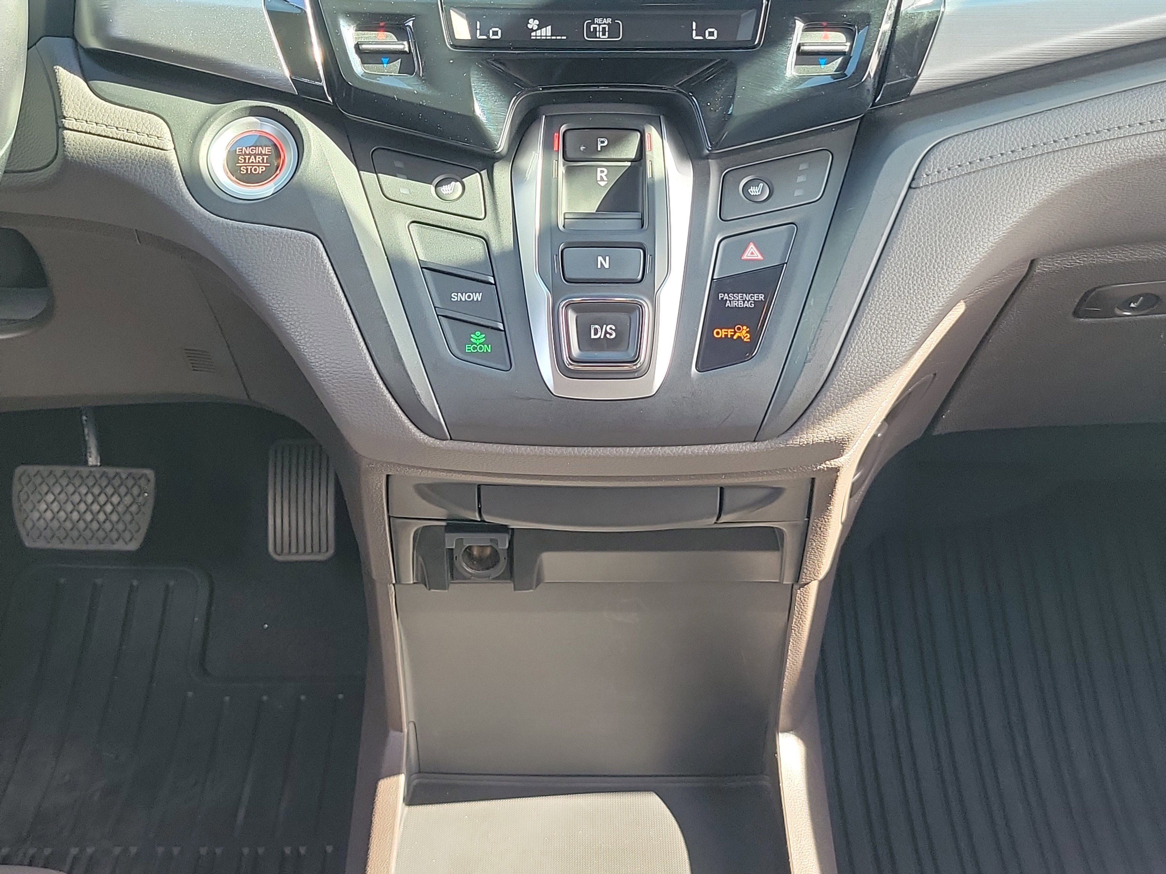 Used 2018 Honda Odyssey EX-L image 18