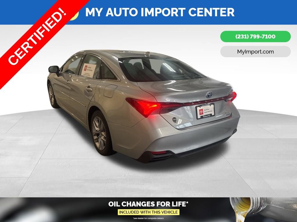 Certified 2021 Toyota Avalon XLE w/ Moonroof Package image 5
