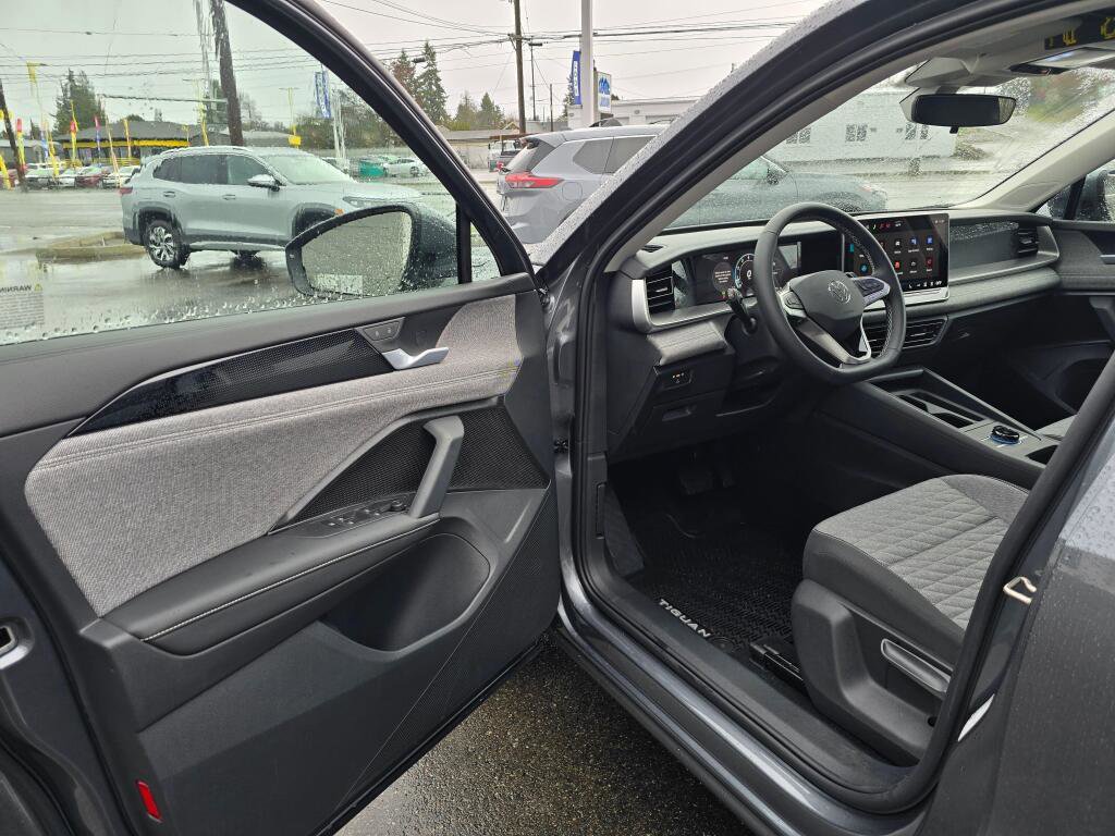 New 2026 Volkswagen Tiguan S AWD/4WD image 31