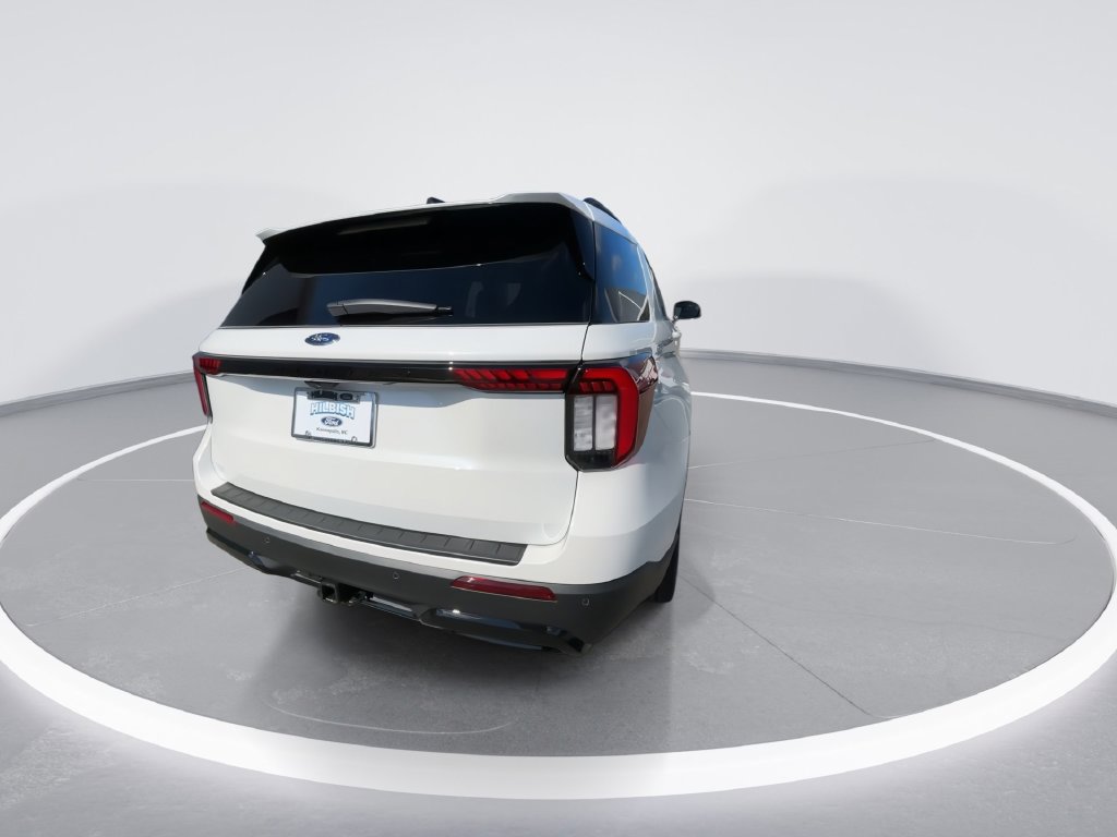 New 2026 Ford Explorer ST-Line w/ ST-Line Street Pack RWD image 7
