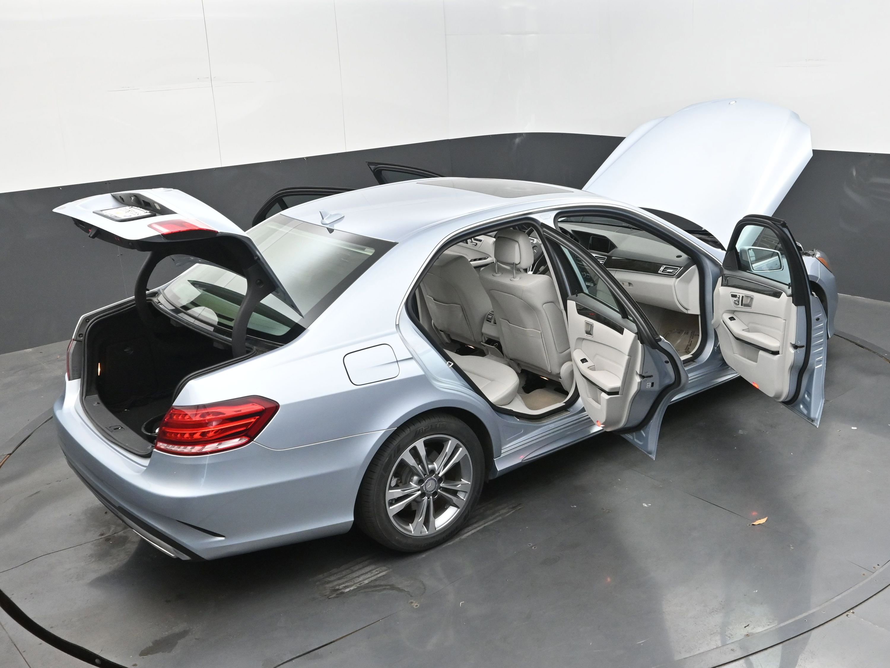 Used 2015 Mercedes-Benz E 350 Sedan image 49
