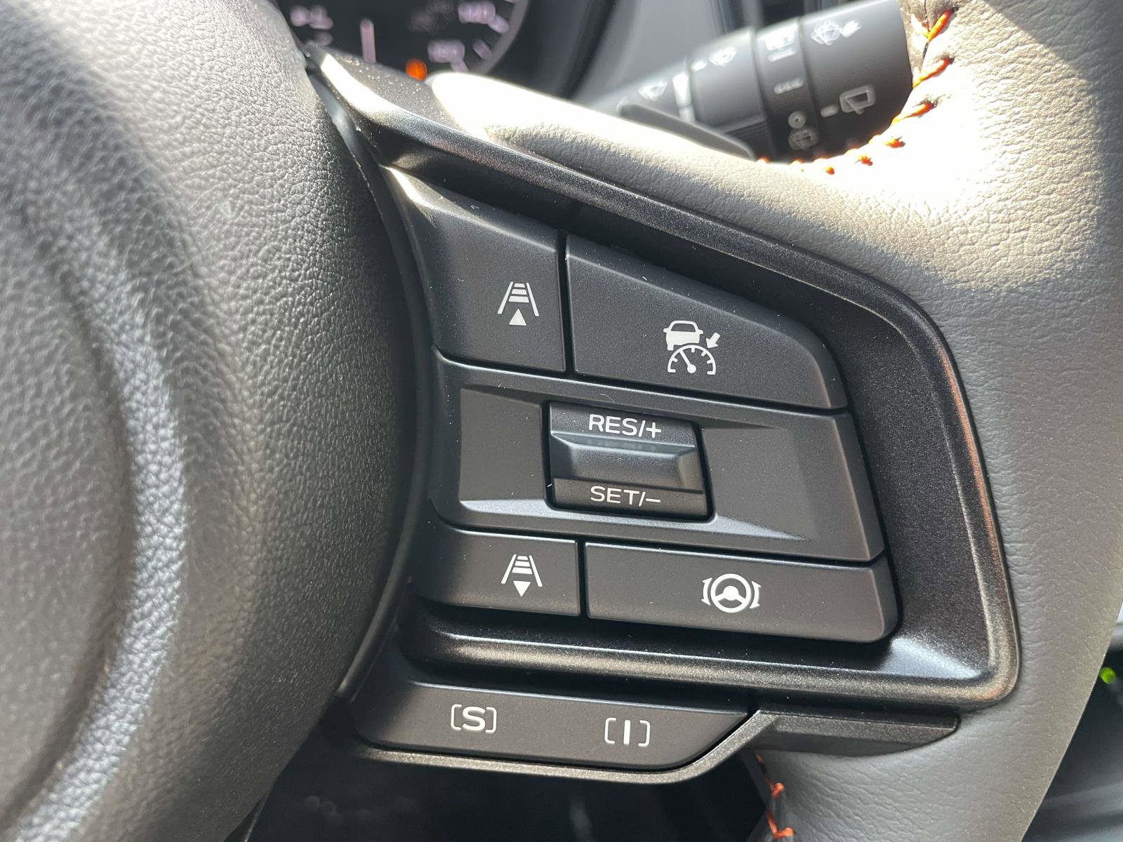 New 2025 Subaru Crosstrek 2.5i Limited w/ Popular Package #4A image 10