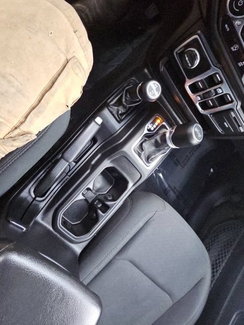 Used 2021 Jeep Wrangler Unlimited Sport AWD/4WD image 21