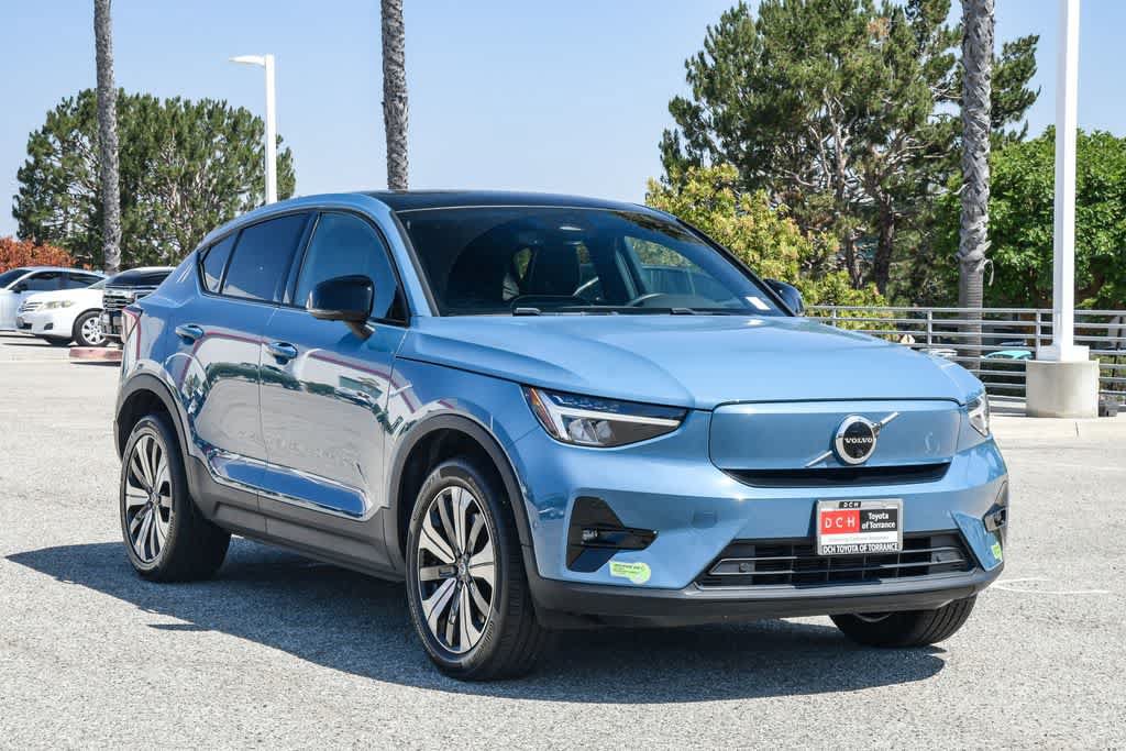 Used 2023 Volvo C40 P8 Recharge Plus AWD/4WD video 3