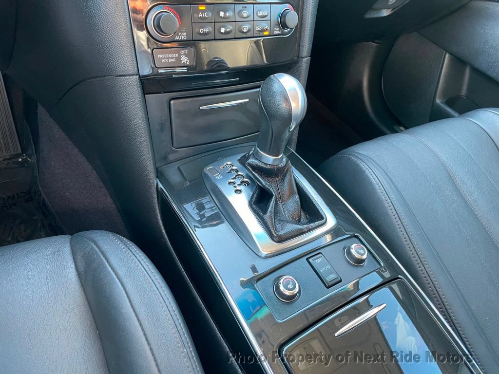 Used 2015 INFINITI QX70 AWD w/ Premium Package image 21