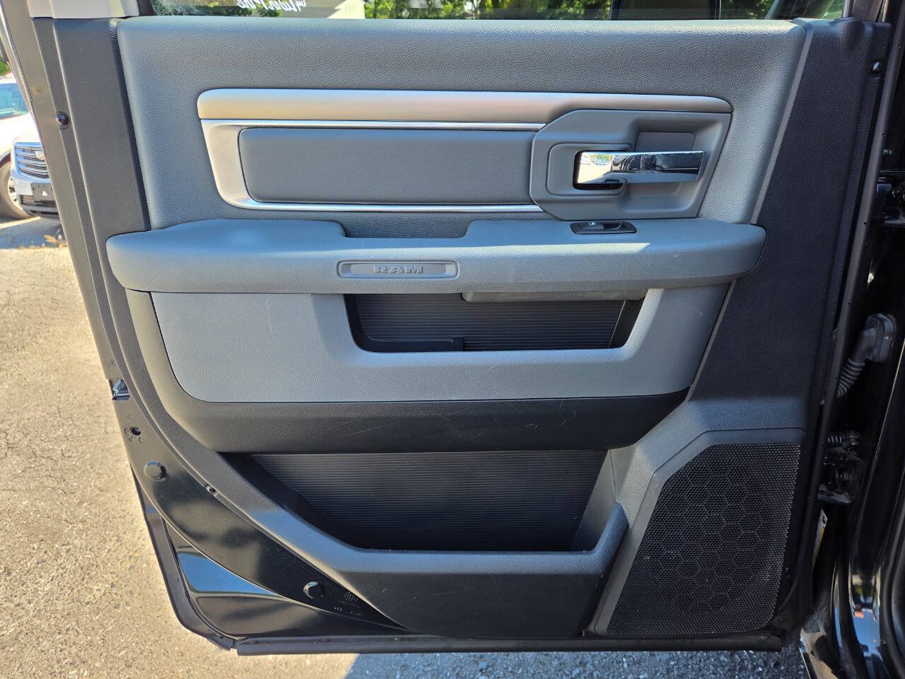 Used 2015 RAM 1500 Big Horn AWD/4WD image 38