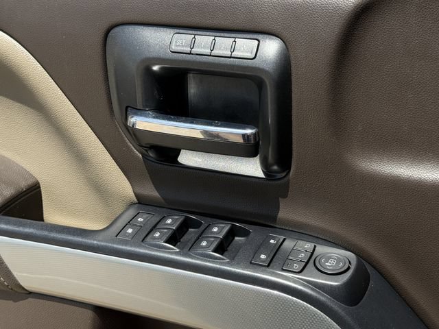 Used 2018 Chevrolet Silverado 1500 LTZ Z71 w/ LTZ Plus Package AWD/4WD image 24
