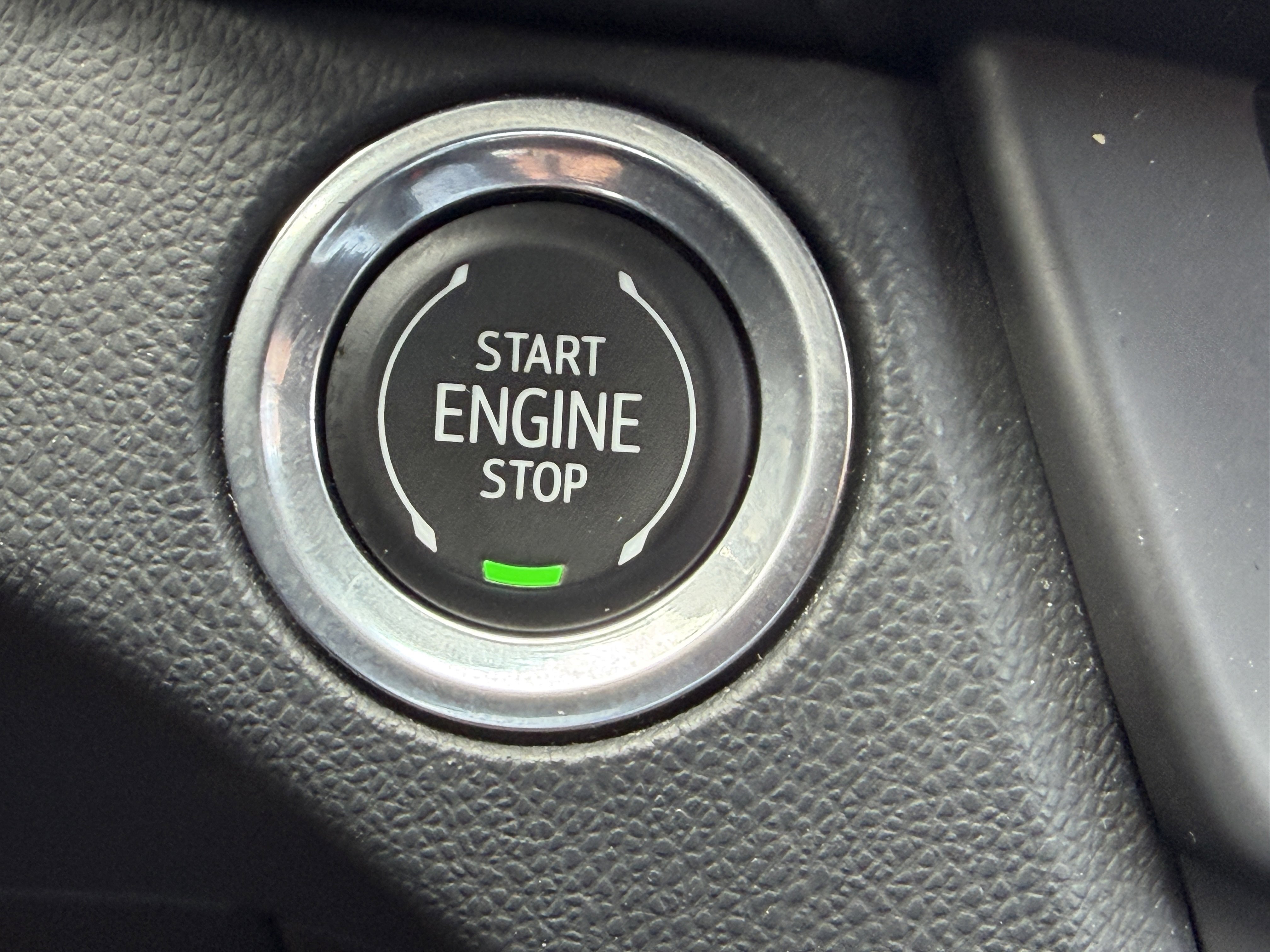 Certified 2023 Cadillac CT4 Premium Luxury image 25