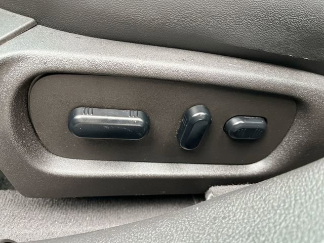 Used 2019 Ford Taurus Limited image 15