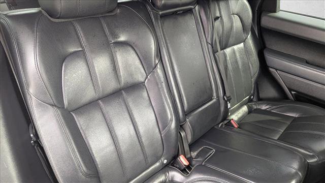 Used 2014 Land Rover Range Rover Sport HSE image 29