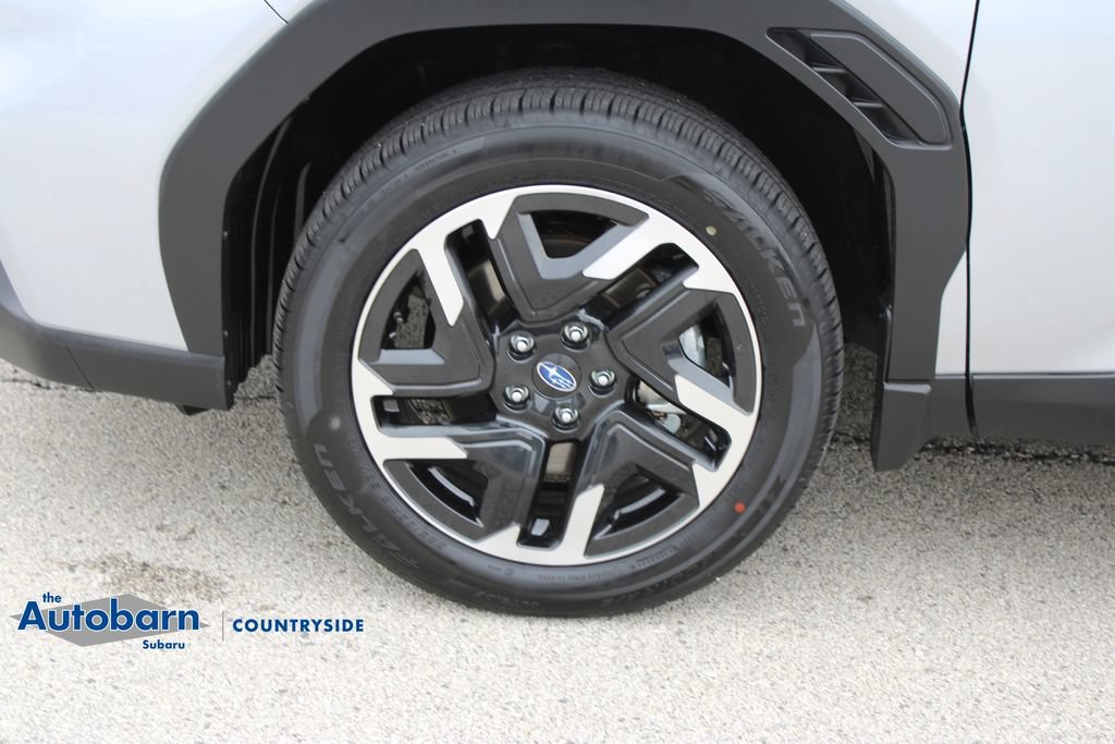 Used 2026 Subaru Forester Limited AWD/4WD image 30
