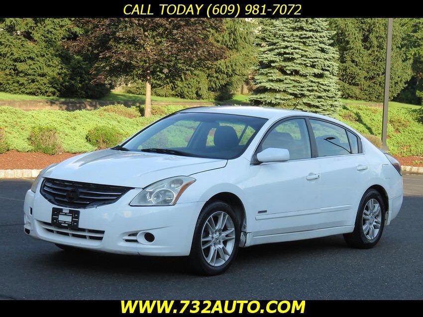 Used 2010 Nissan Altima Hybrid Sedan
