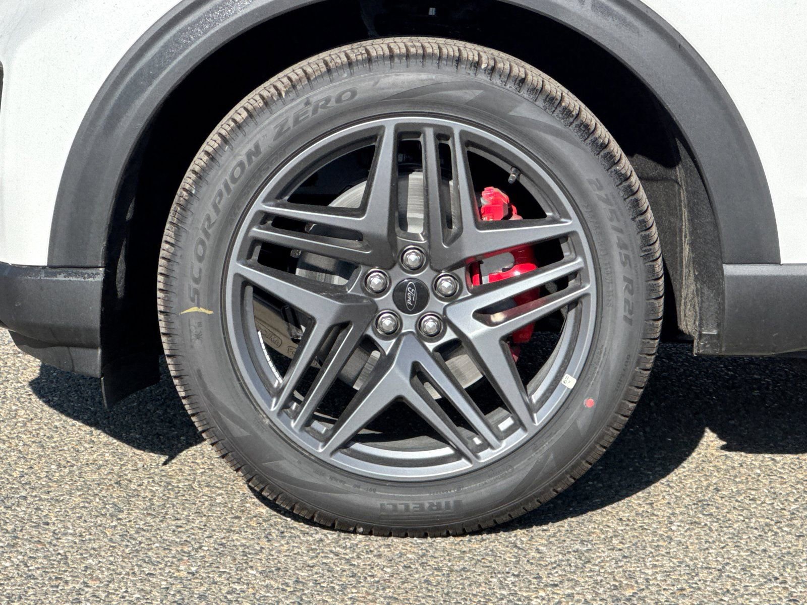 New 2025 Ford Explorer ST-Line w/ Premium Package image 32