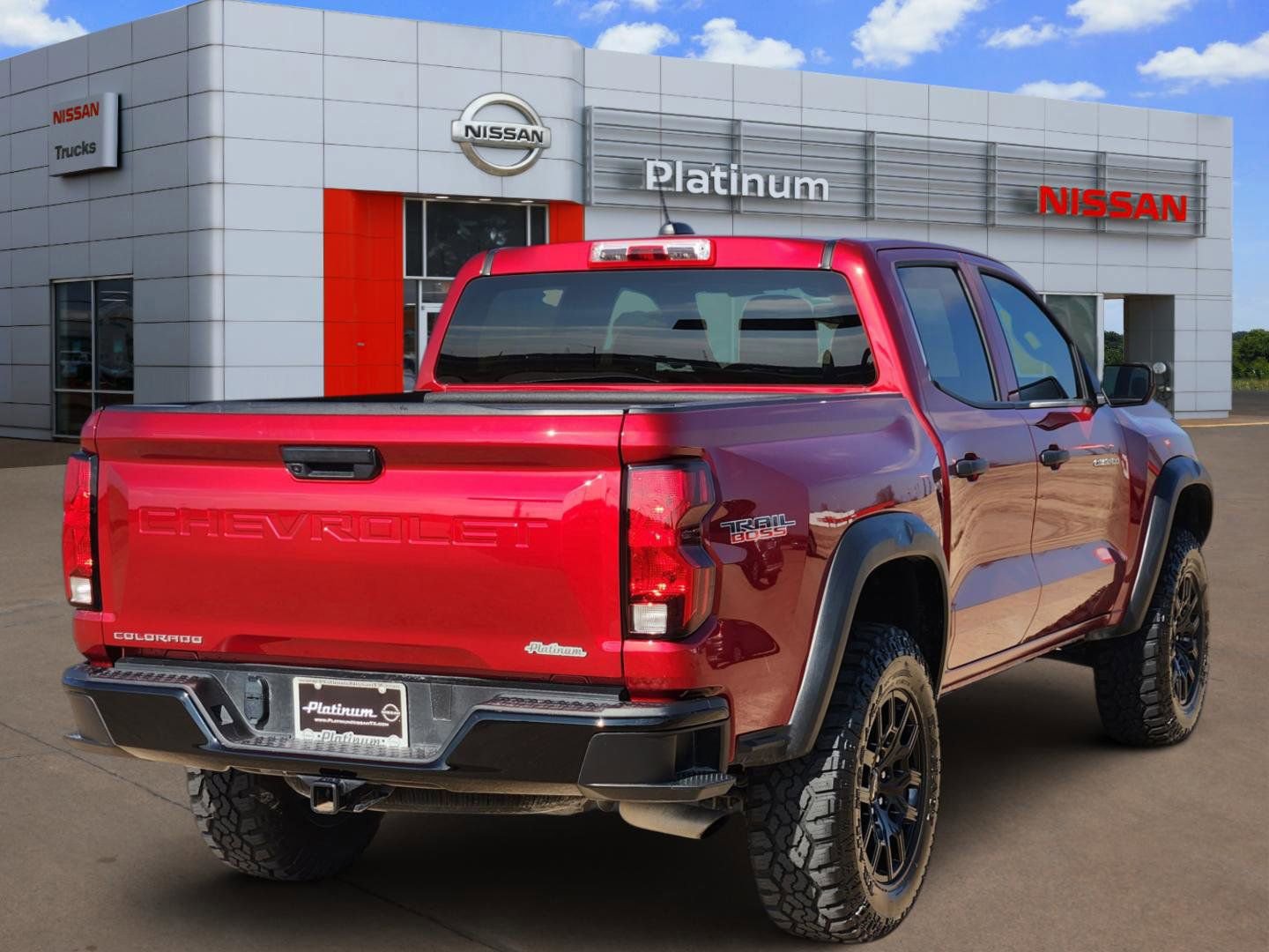 Used 2024 Chevrolet Colorado Trail Boss w/ Advanced Trailering Package image 4