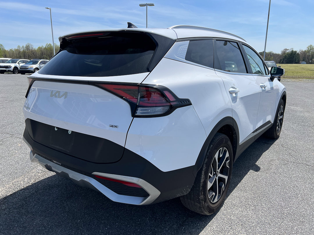 Used 2023 Kia Sportage EX image 7