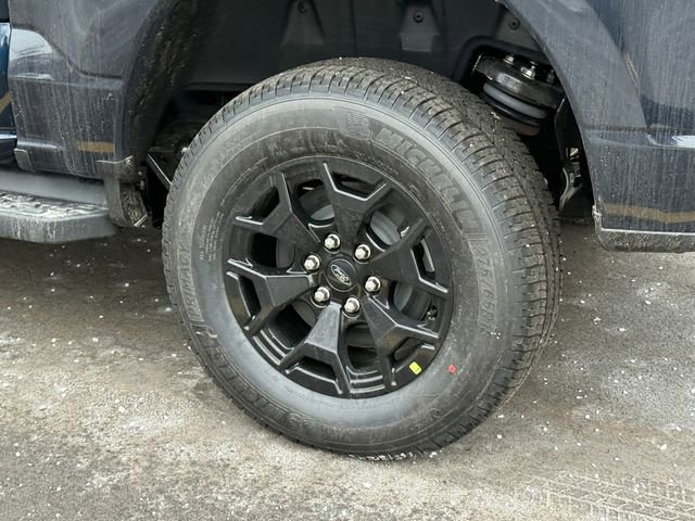 New 2025 Ford F150 Lightning XLT image 7