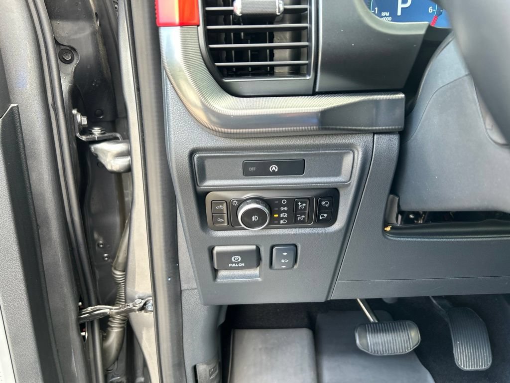Used 2025 Ford F150 Raptor AWD/4WD image 24