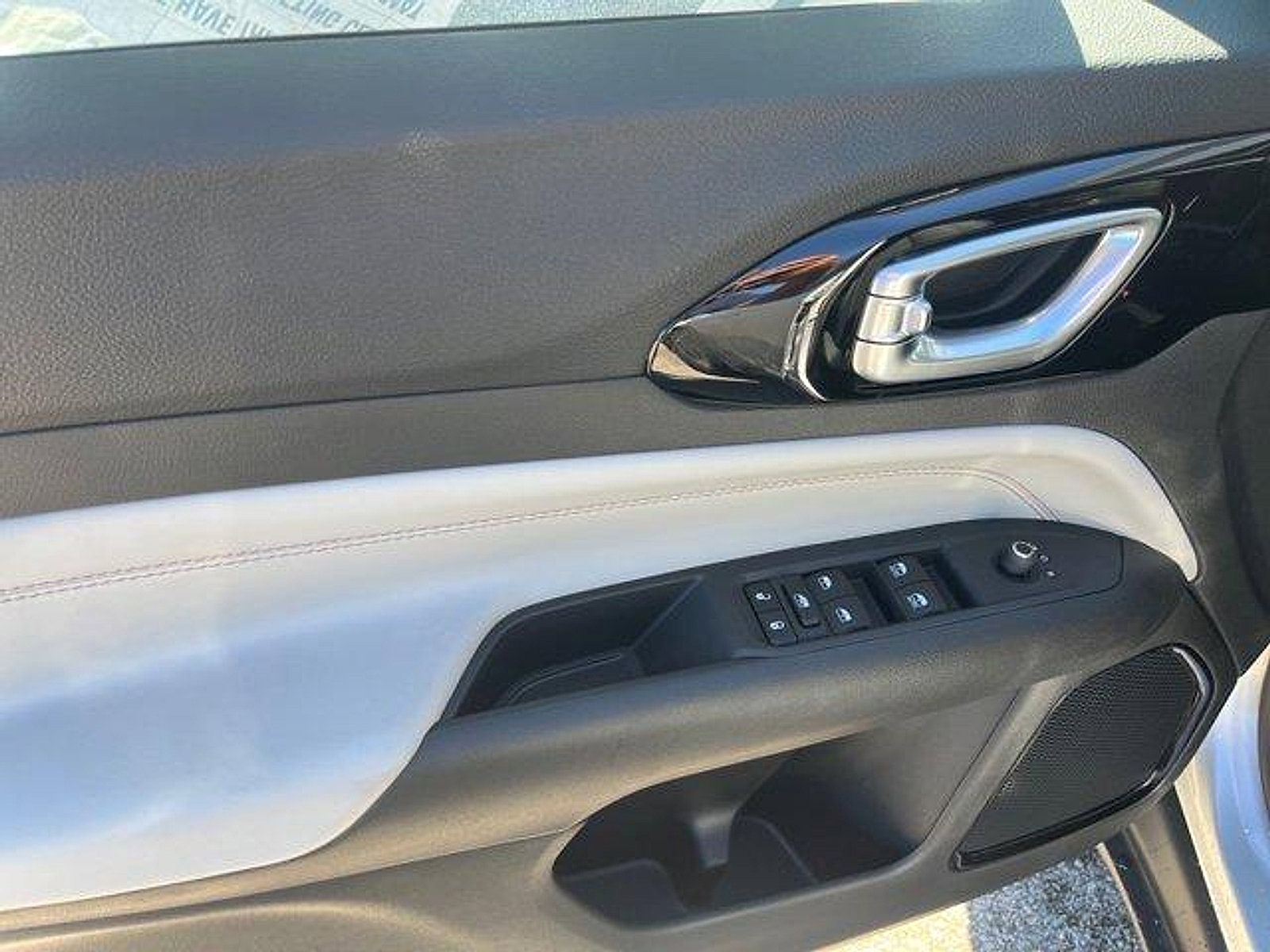 New 2026 Jeep Compass Limited image 11