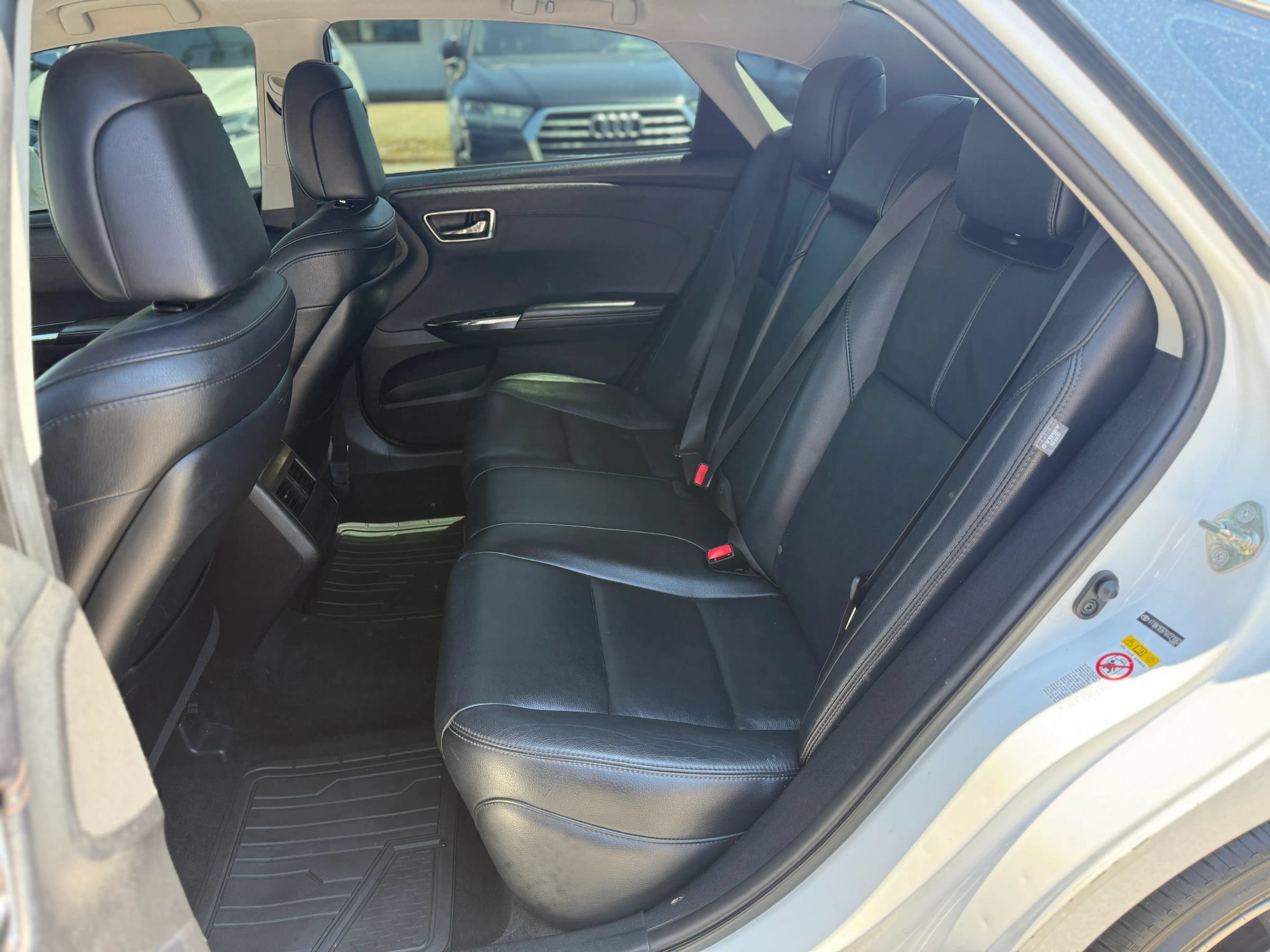 Used 2016 Toyota Avalon XLE Premium FWD image 16