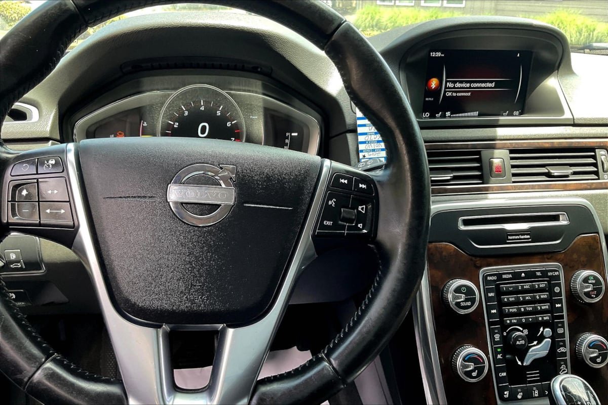 Used 2015 Volvo XC70 T6 Platinum AWD/4WD image 12