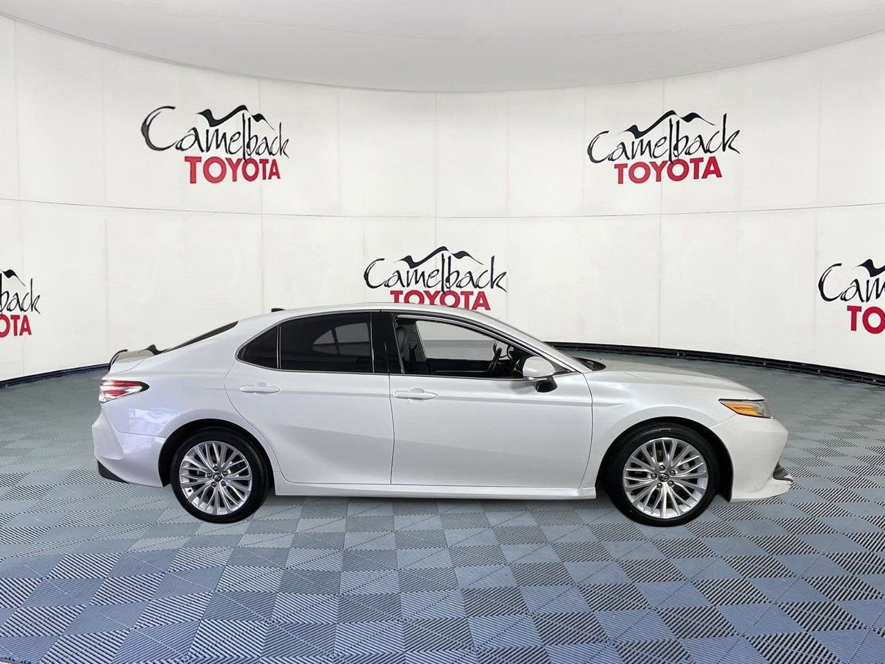 Used 2020 Toyota Camry XLE w/ Protection Package (Q2) image 8