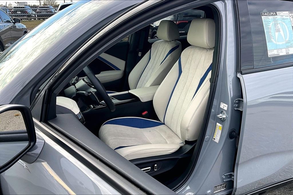 Used 2025 Acura ADX A-Spec image 35