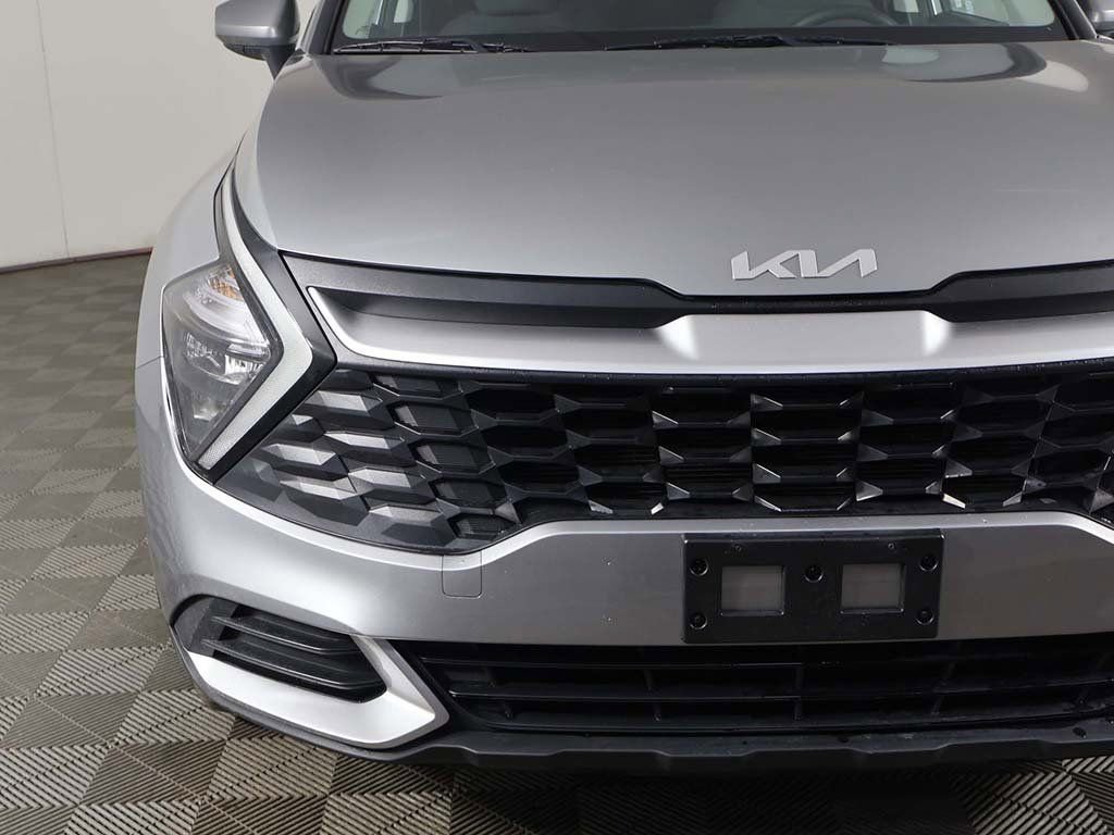 Used 2023 Kia Sportage LX image 12