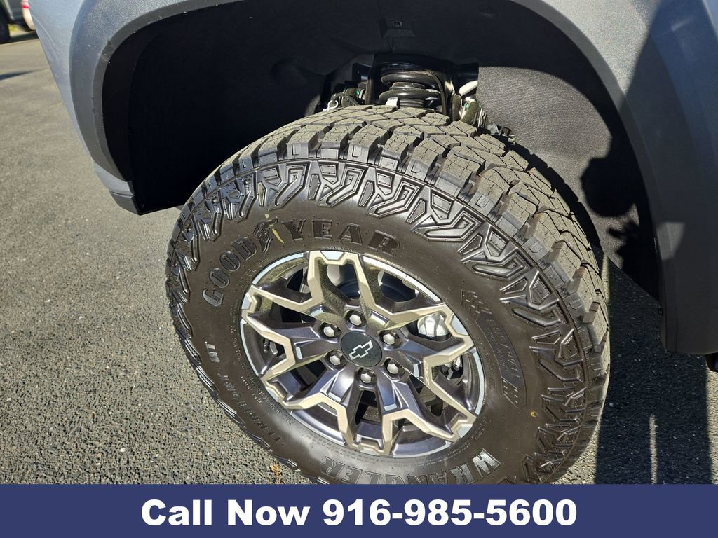 New 2026 Chevrolet Colorado ZR2 image 38