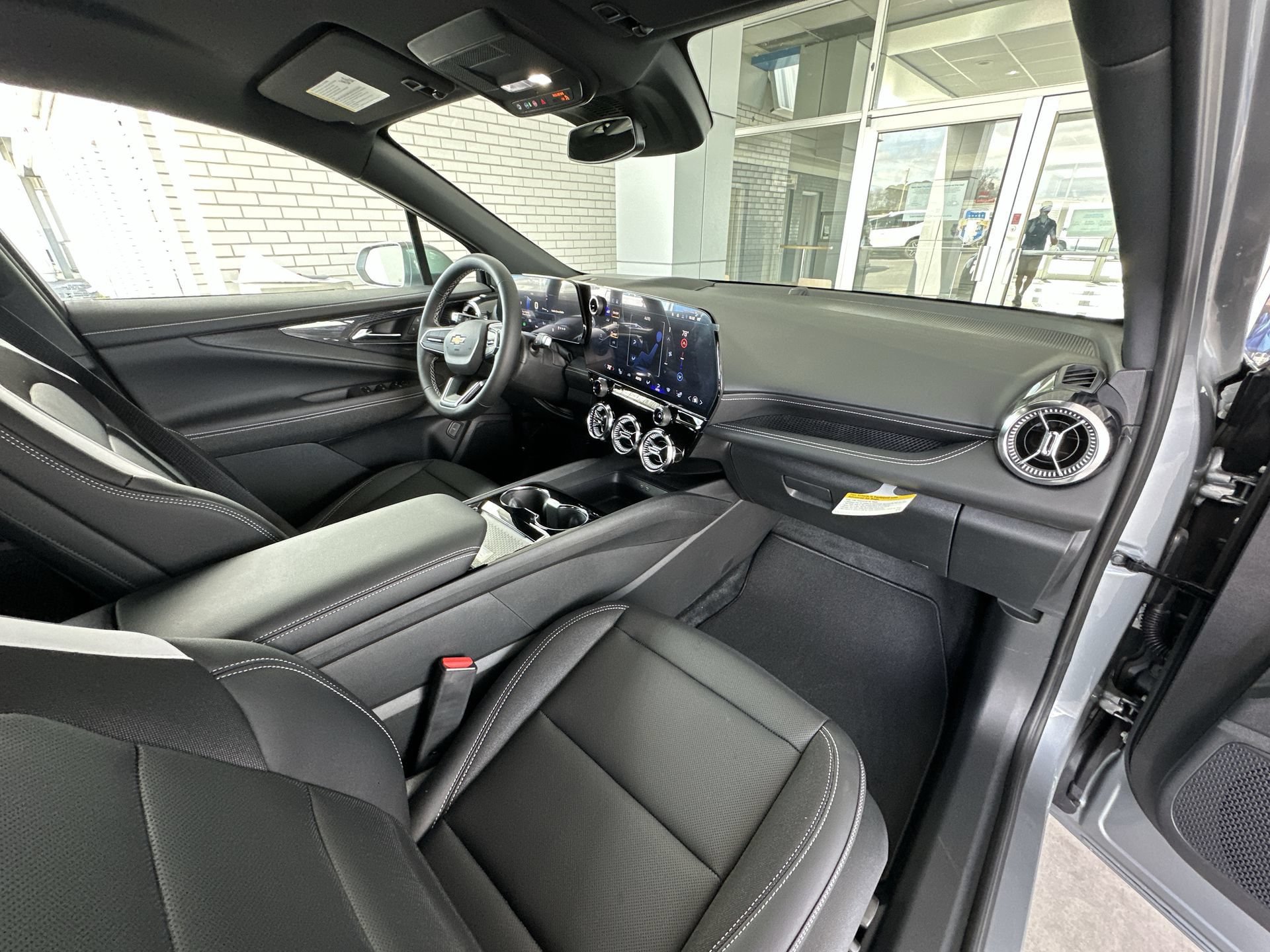 New 2026 Chevrolet Blazer EV LT FWD image 27