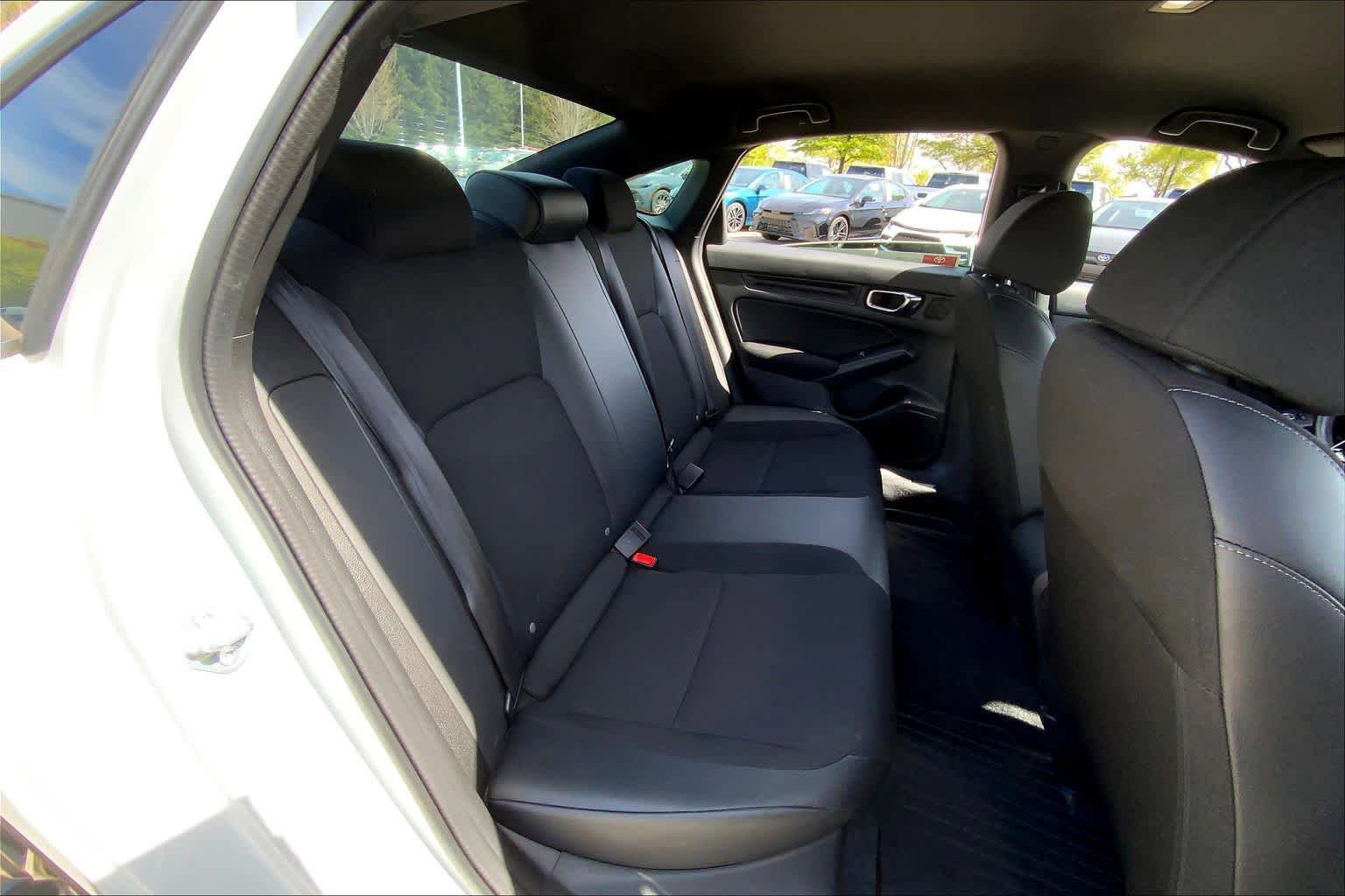 Used 2023 Honda Civic Sport image 19