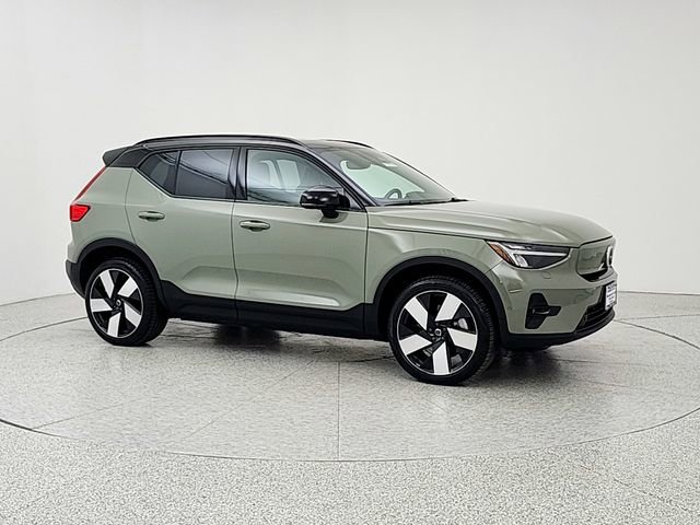 Certified 2023 Volvo XC40 Recharge Ultimate w/ Protection Package Premier AWD/4WD image 3