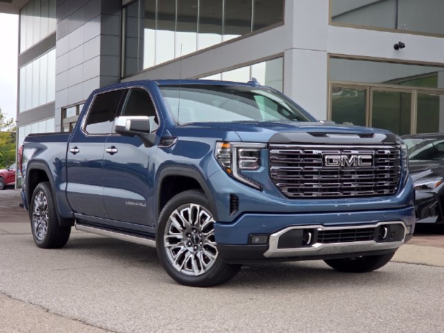Used 2026 GMC Sierra 1500 Denali Ultimate AWD/4WD image 3