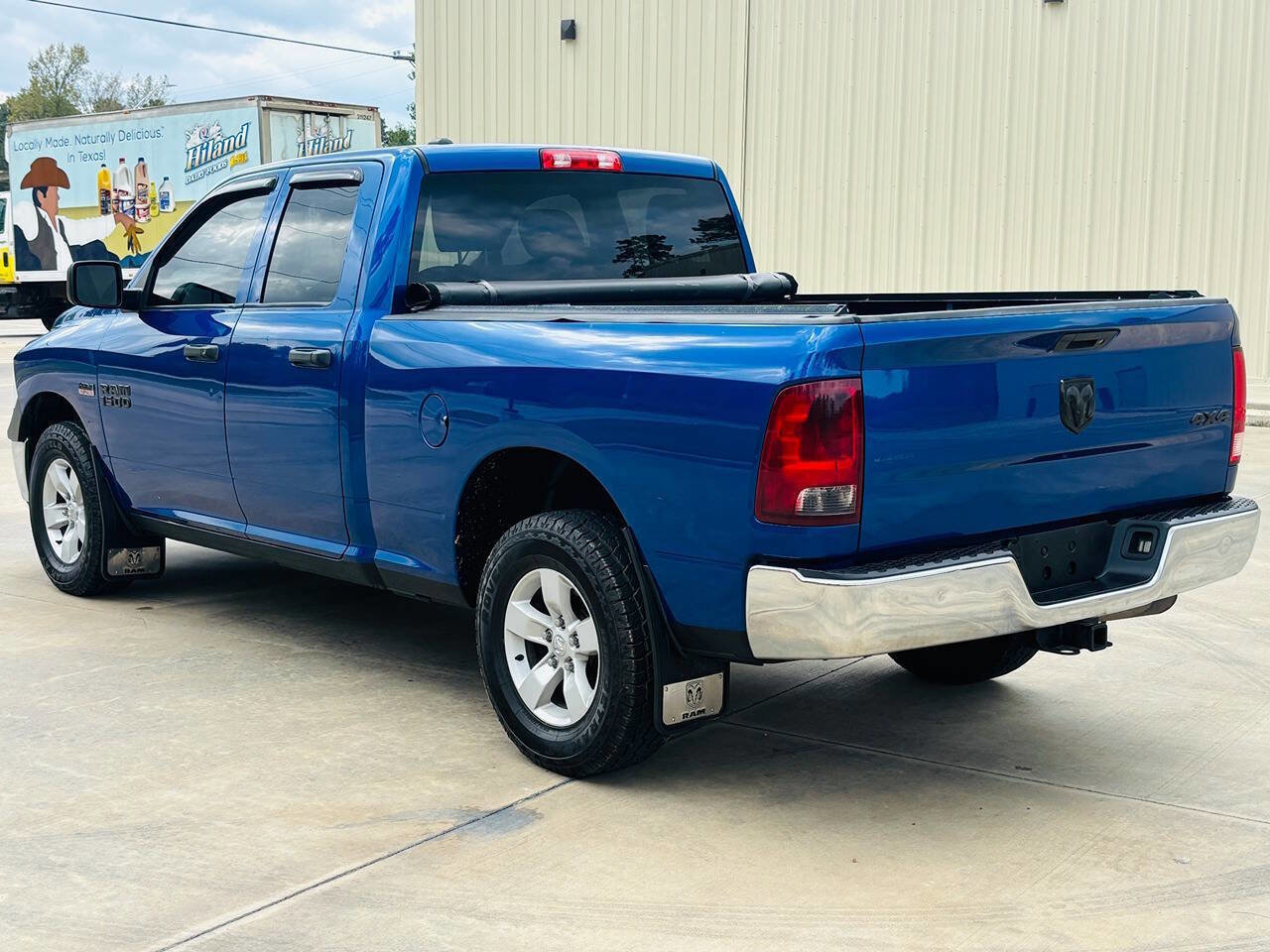 Used 2015 RAM 1500 ST w/ SXT Appearance Group image 11