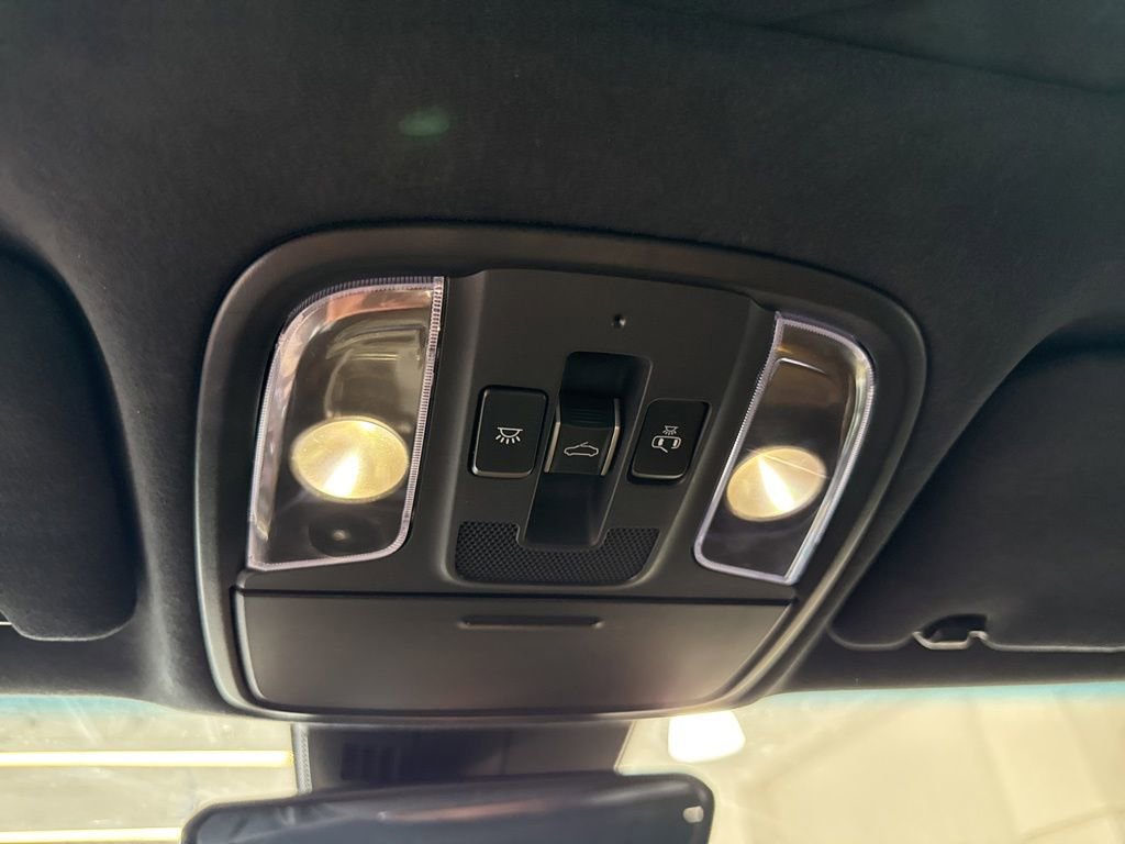 Used 2020 Kia Stinger GT AWD/4WD image 29