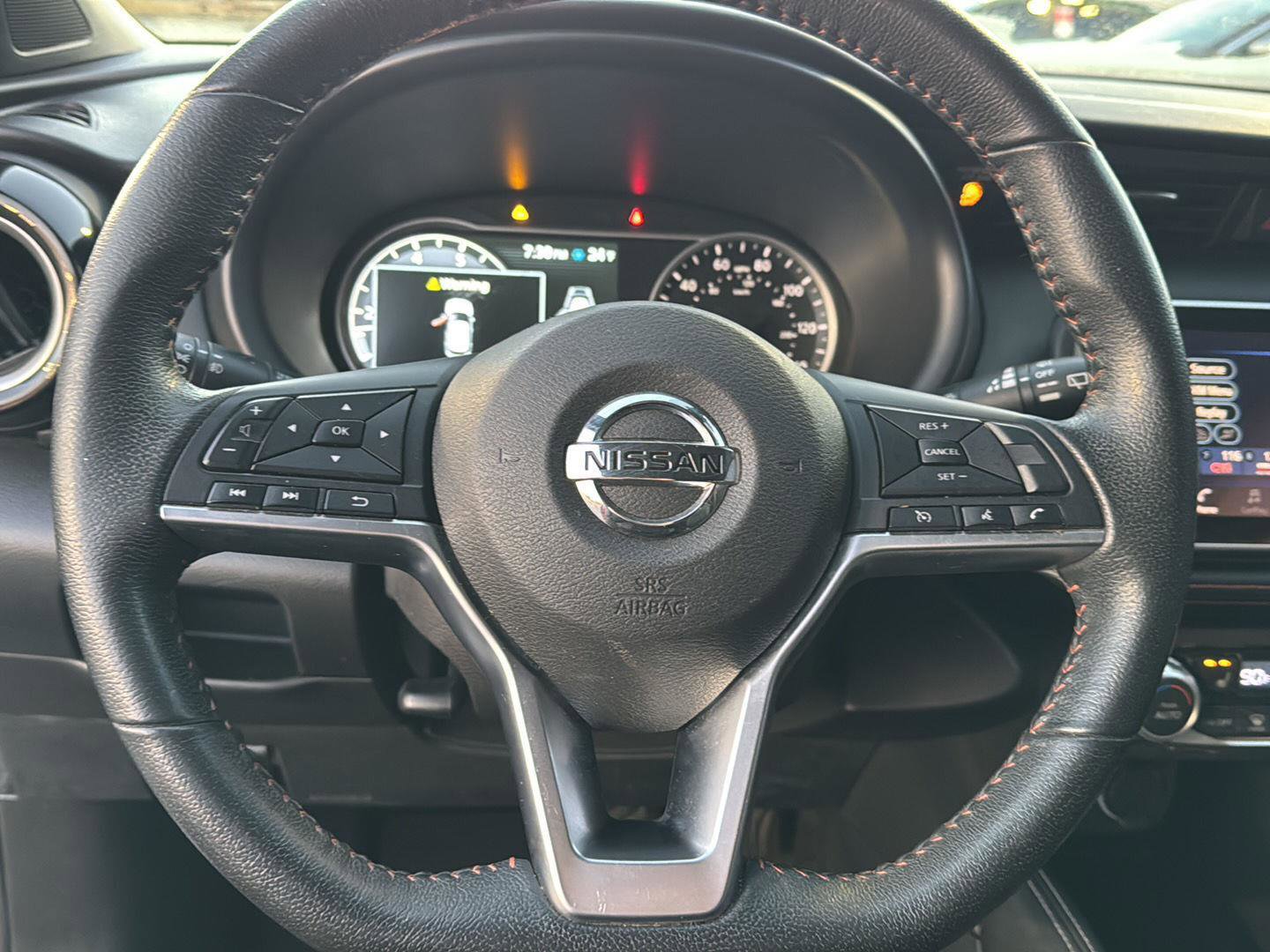 Used 2020 Nissan Kicks SR w/ SR Premium Package image 18