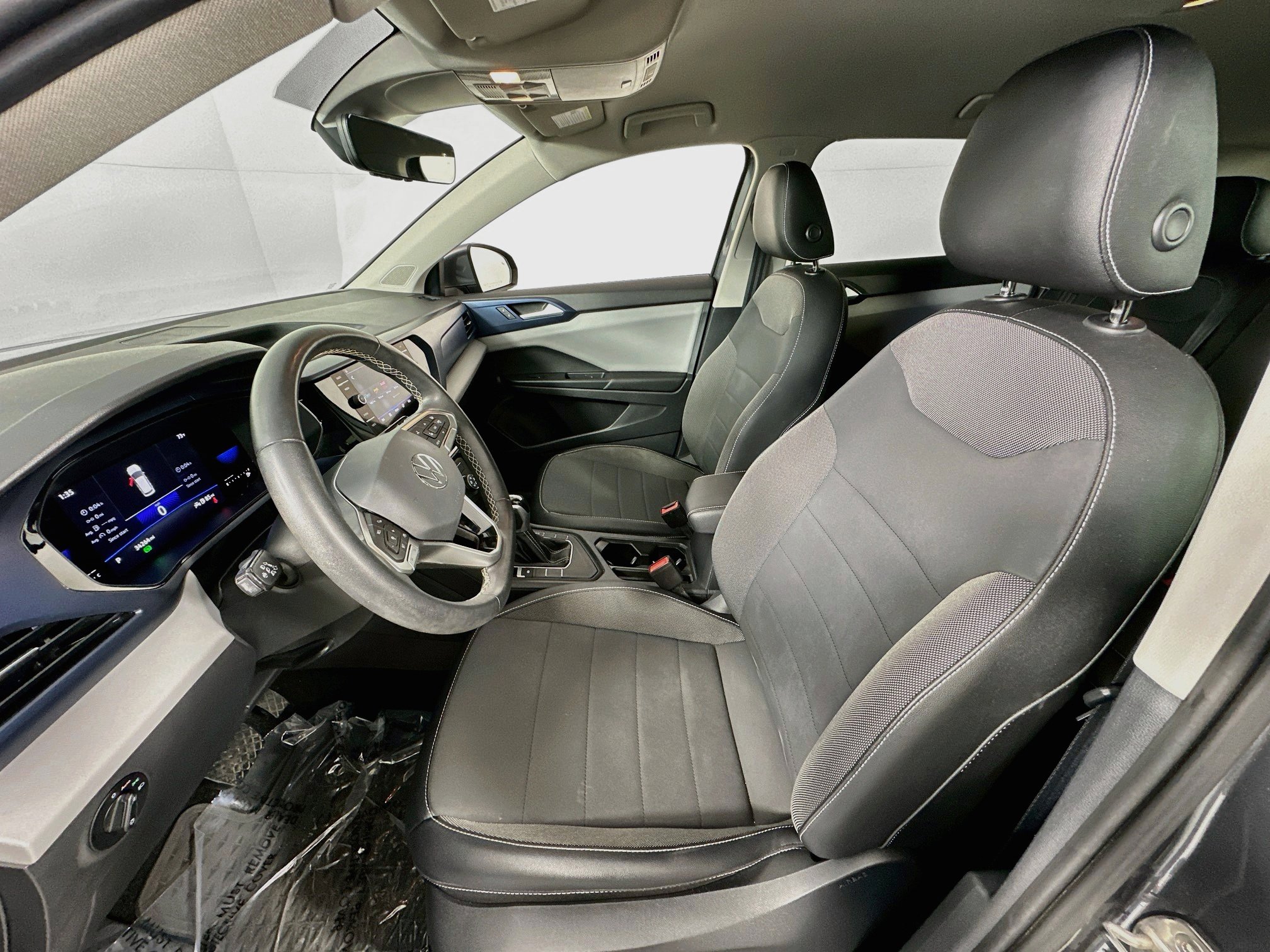 Used 2022 Volkswagen Taos SE FWD image 20