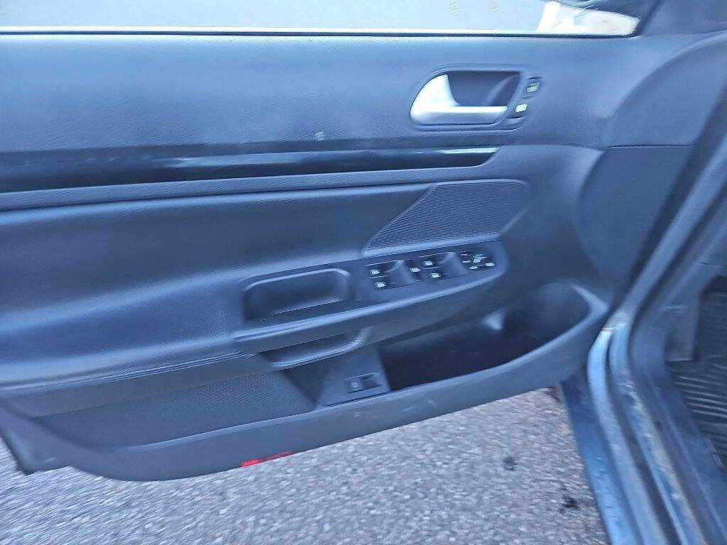 Used 2013 Volkswagen Jetta TDI image 17