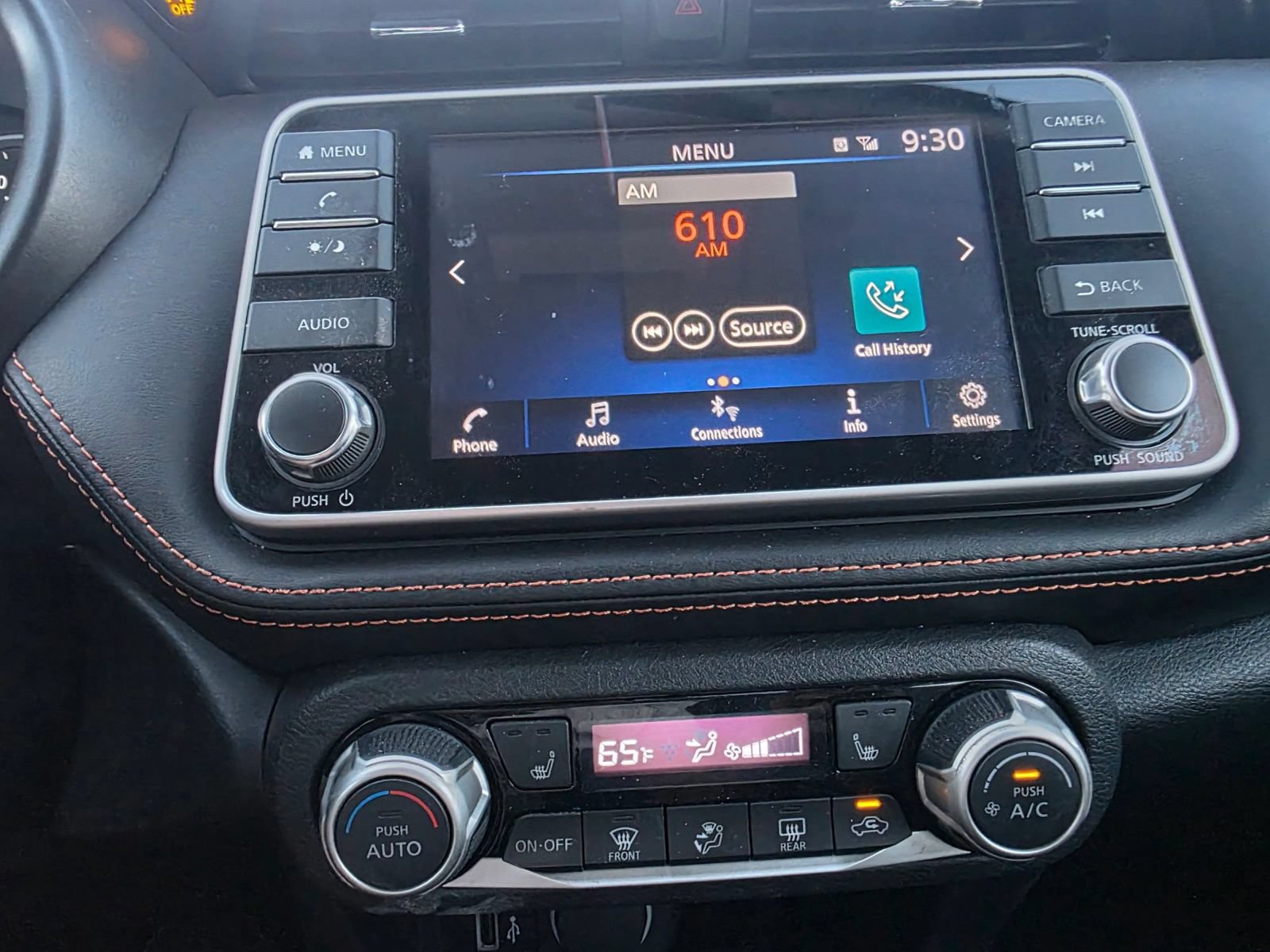 Used 2019 Nissan Kicks SR w/ SR Premium Package FWD image 16