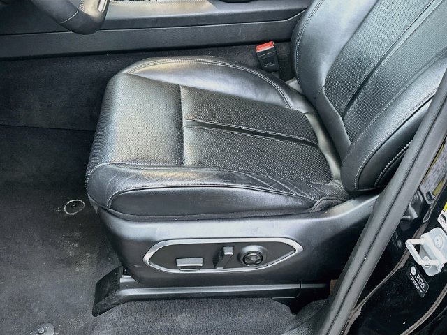 Used 2024 Jeep Wagoneer Series III AWD/4WD image 20